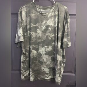 Old Navy Green Camouflage Men's Tee